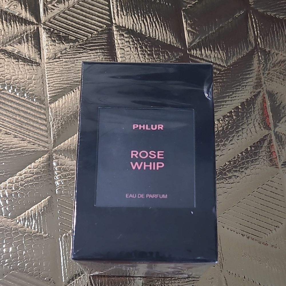Phlur Rose Whip Eau de Parfum - Black & Pink Box 50ml - Picture 2 of 4